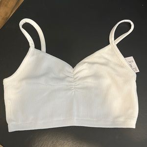 AE NWT Cropped Ribbed Seamless Tank - White